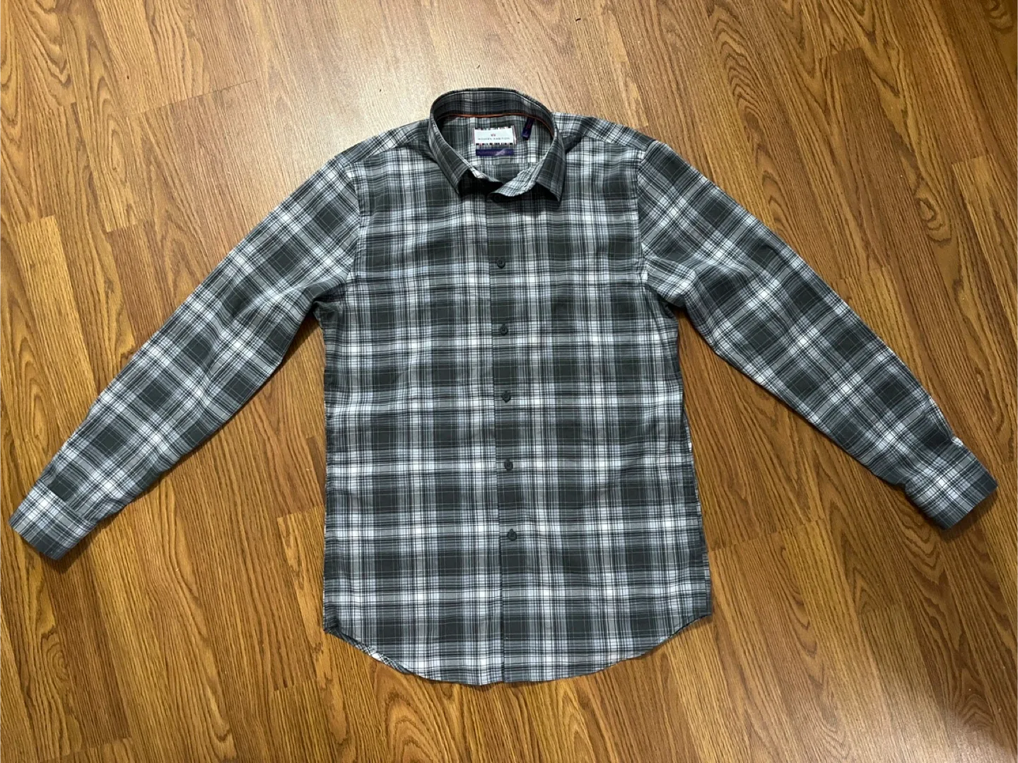 Modern Ambition men’s small plaid button down lightweight shirt