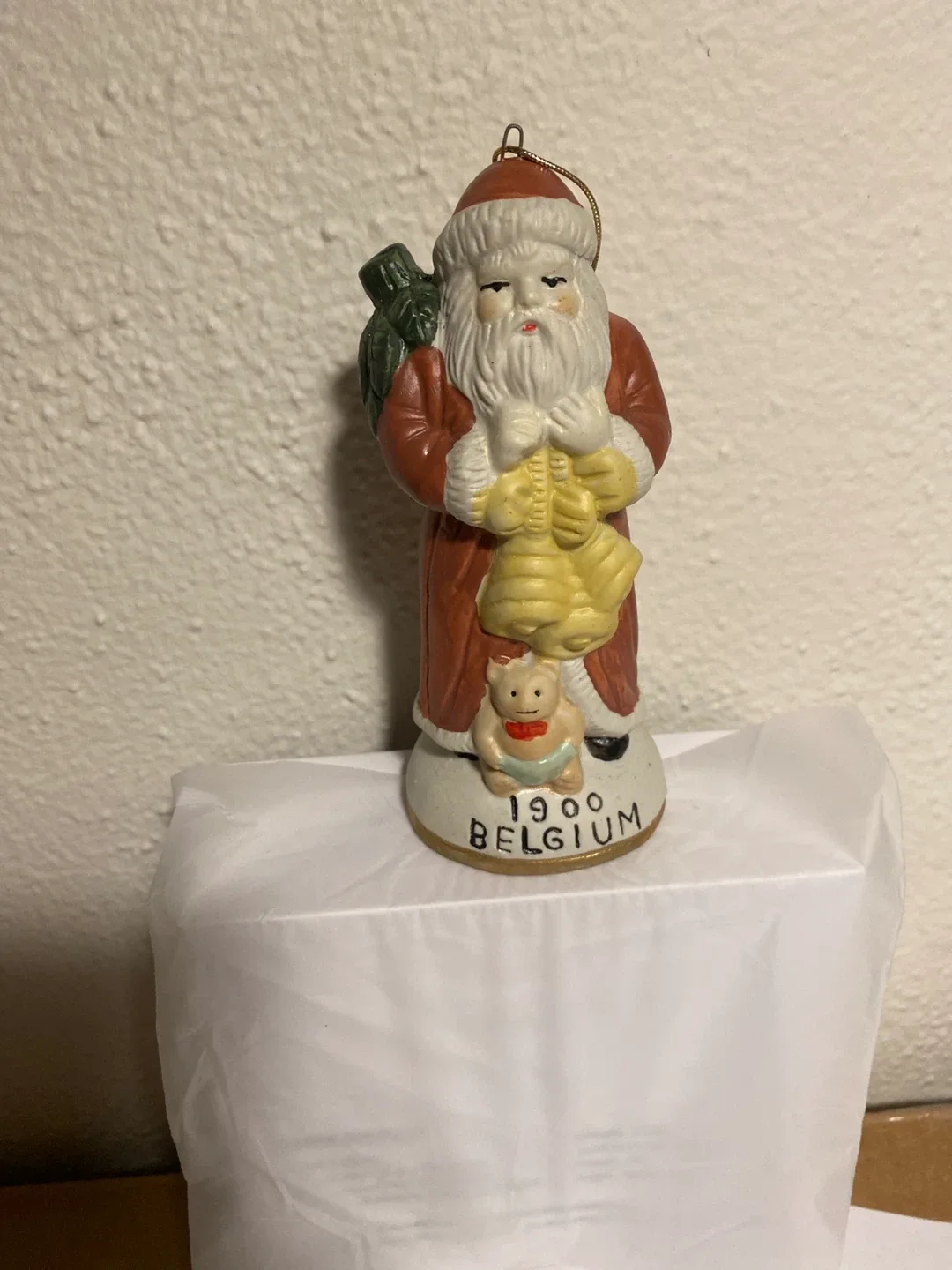 Vintage 1900 & 1920 Santa Claus Figurines image indicator(2)