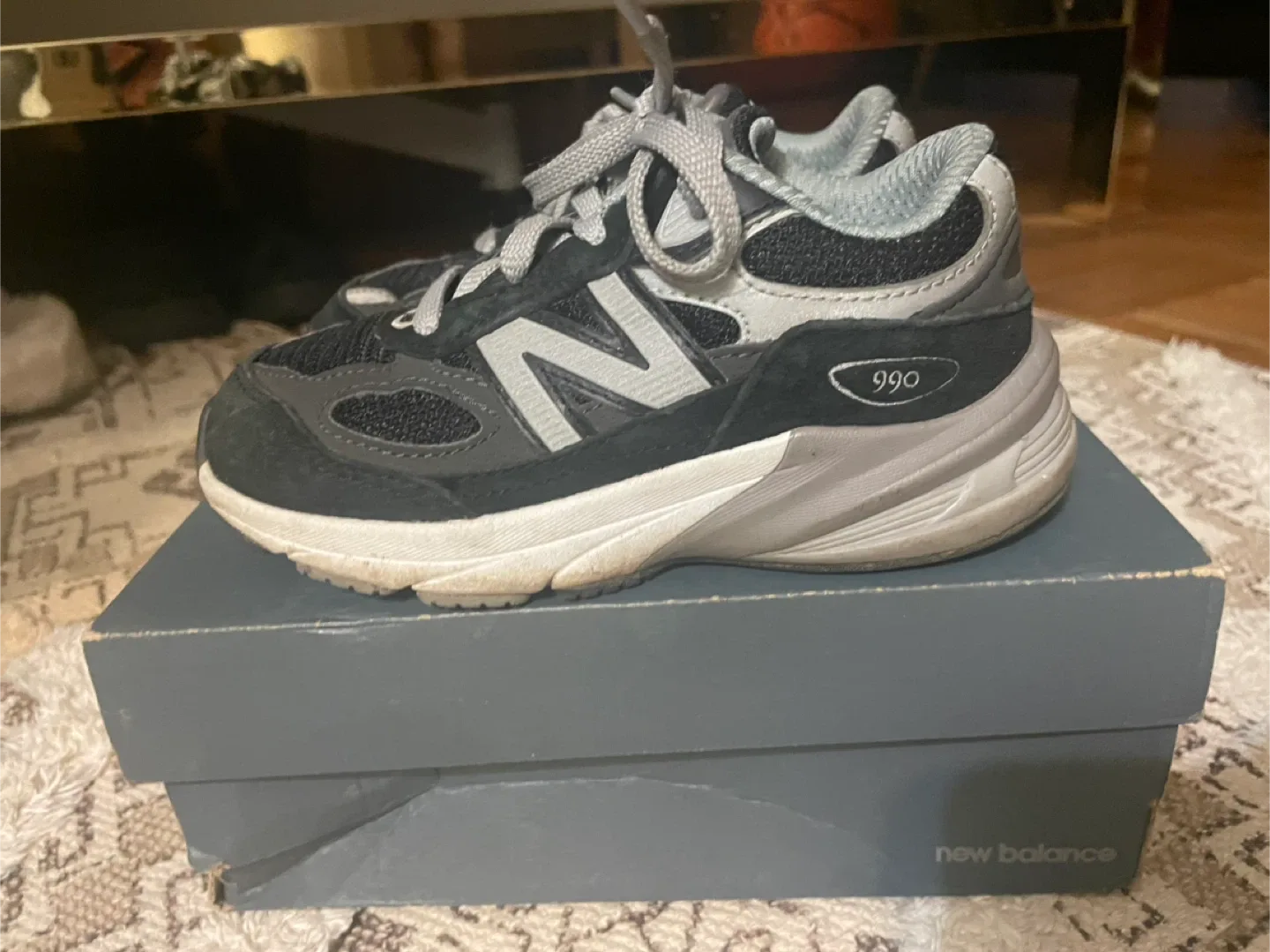 New Balance 990 sneakers