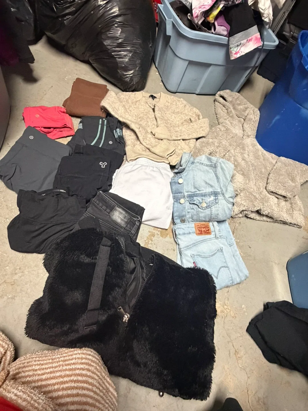 Mixed teenage Clothing Lot