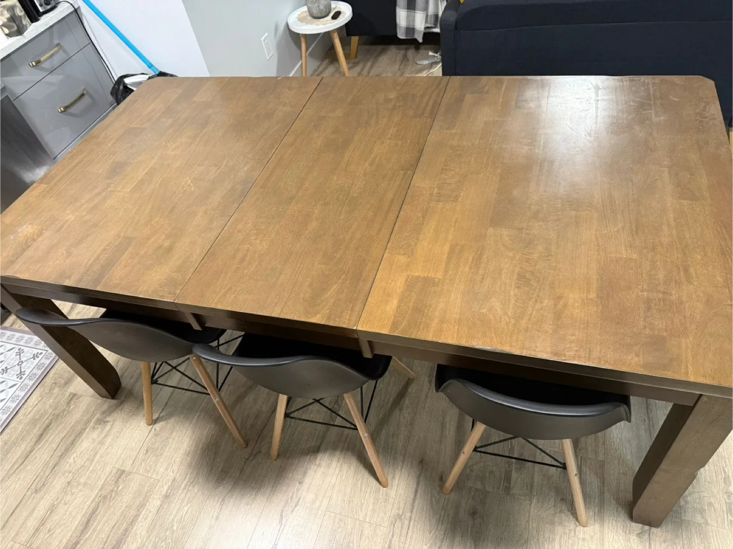 Extendable Wooden Dining Table