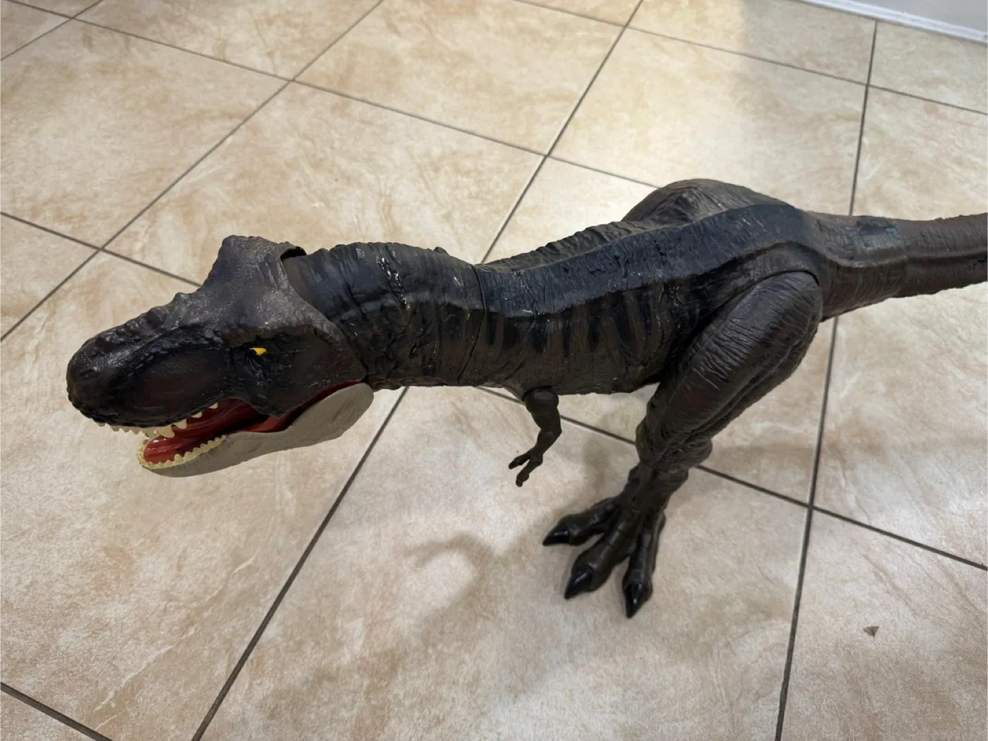 Jurassic World Tyrannosaurus Rex & Giganotosaurus image indicator(2)