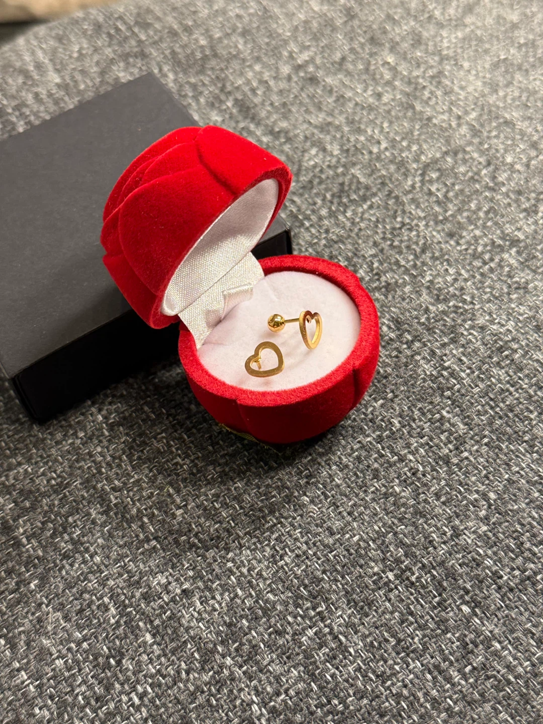 Heart Stud Earrings - Gold Plated - photo 2