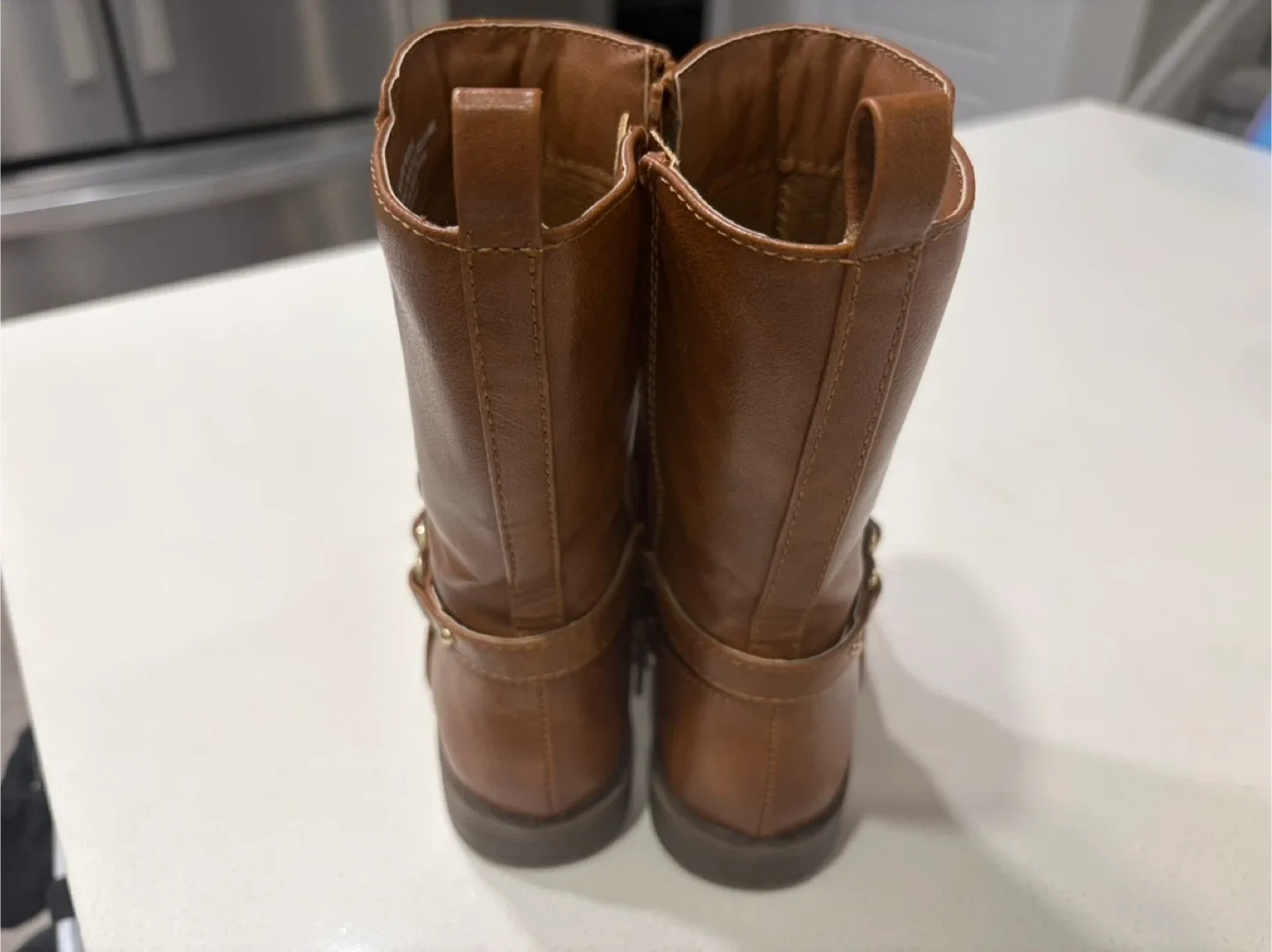 Toddler size 7 Brown Boots with Heart Buckle image indicator(4)