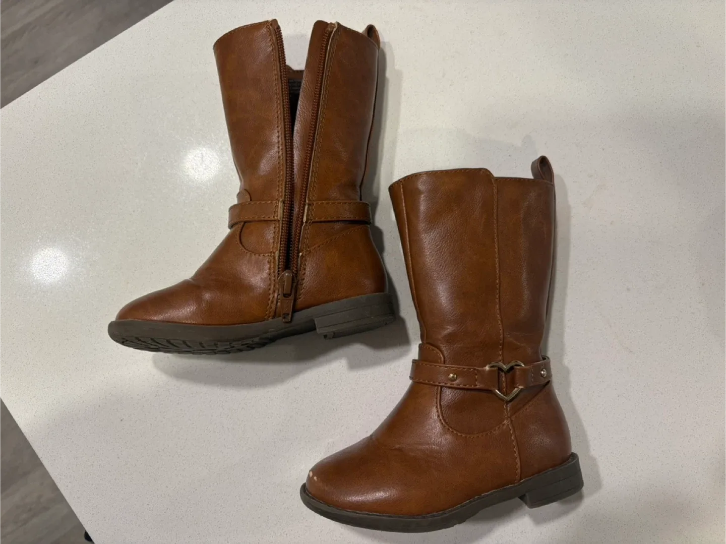 Toddler size 7 Brown Boots with Heart Buckle image indicator(2)