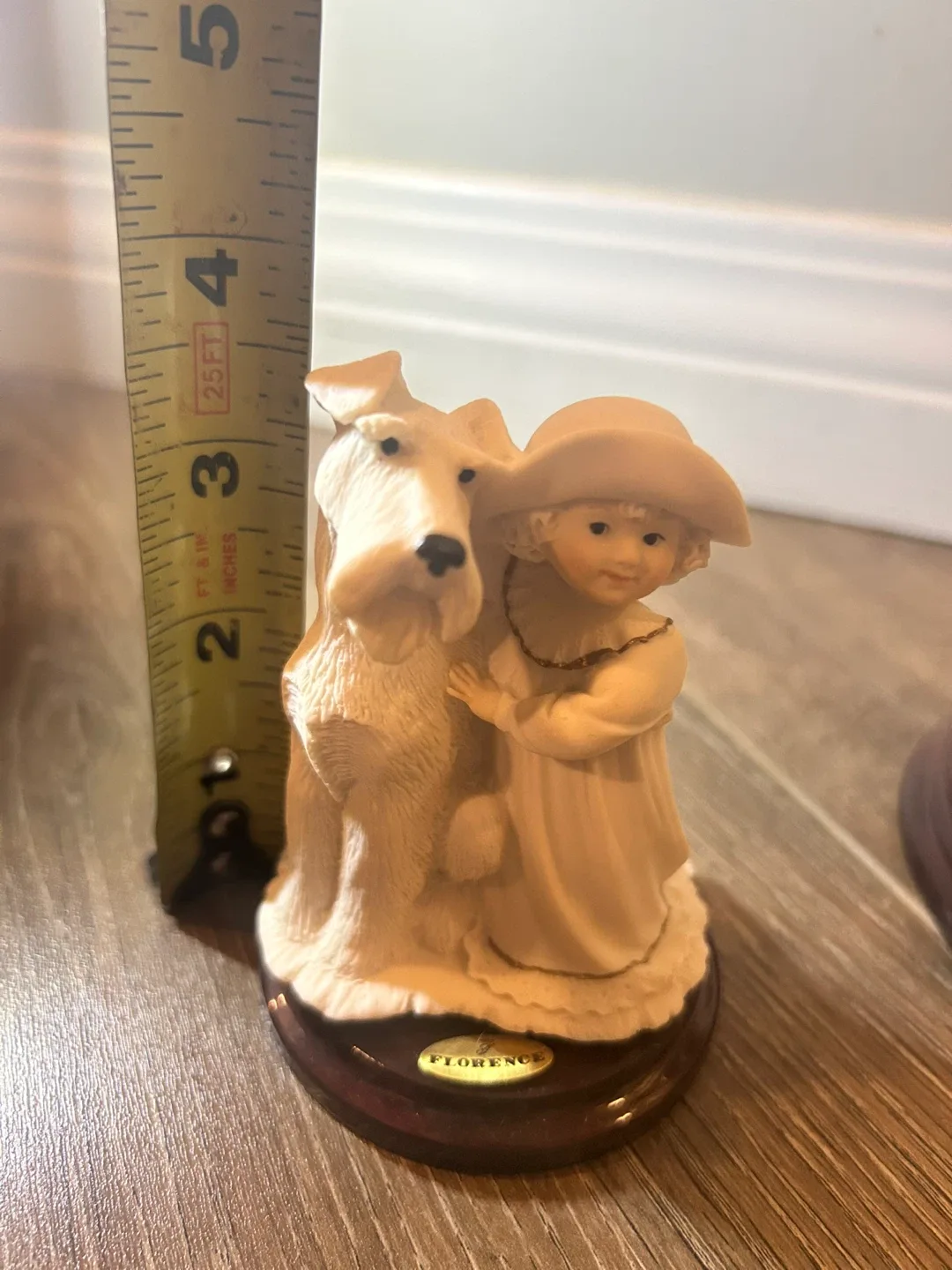 Giuseppe Armani Florence Lilacs & Roses Figurine image indicator(9)