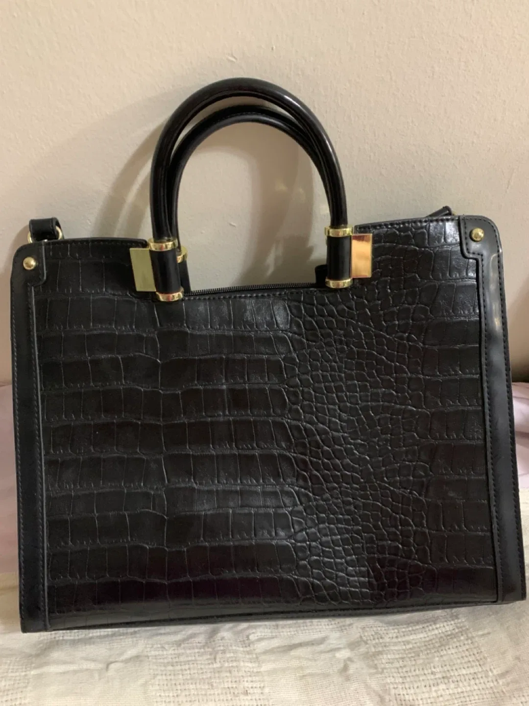 Black Croc-Embossed Tote Bag, brand new leather bag image indicator(4)