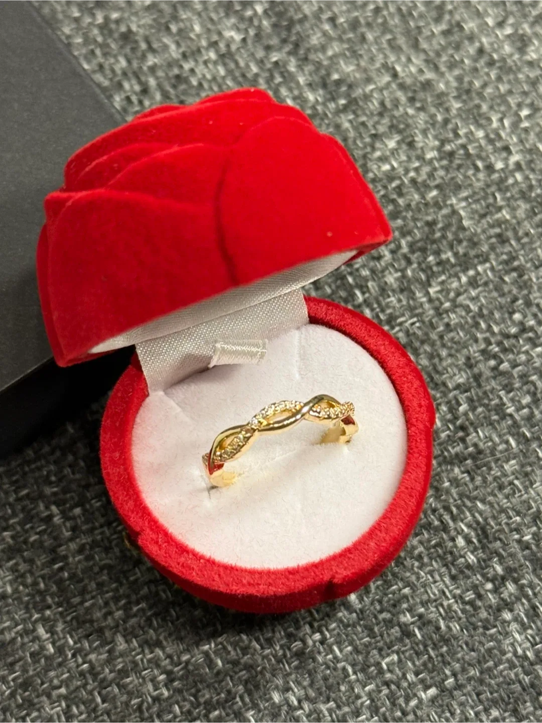 Gold Ring with stones