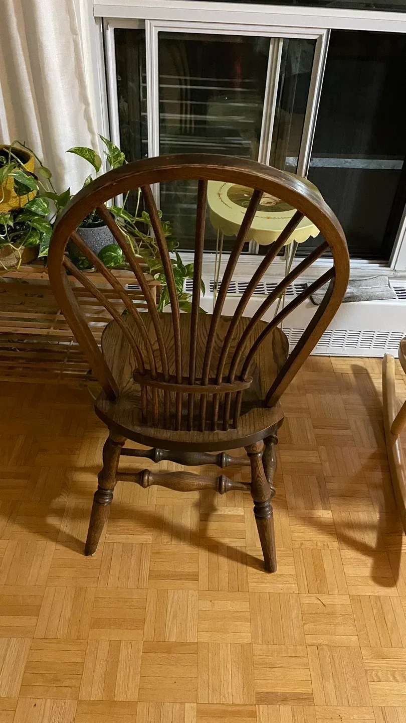 Wooden Windsor Style Chair image indicator(3)