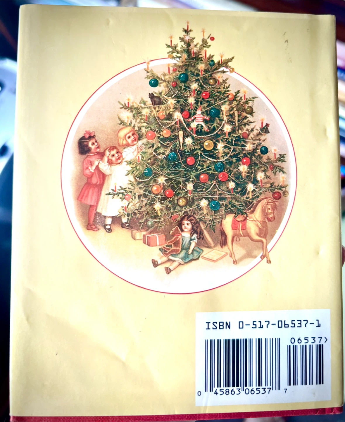 HARDCOVER CHRISTMAS BOOK “The Little Book of Christmas” - photo 2
