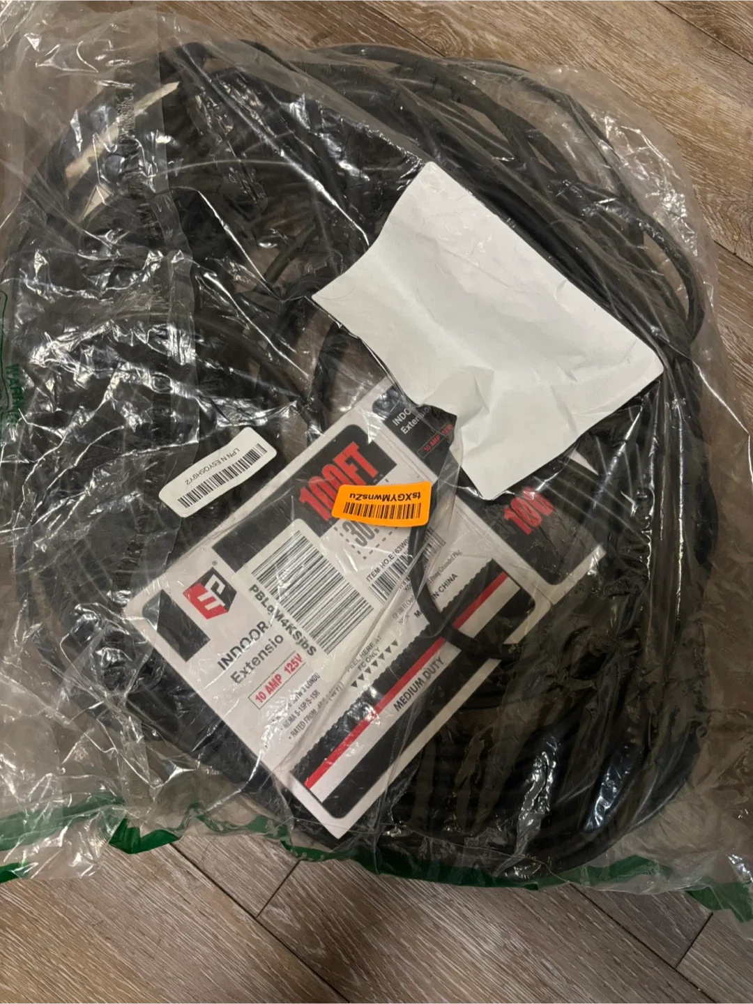 100ft Indoor Extension Cord - Medium Duty