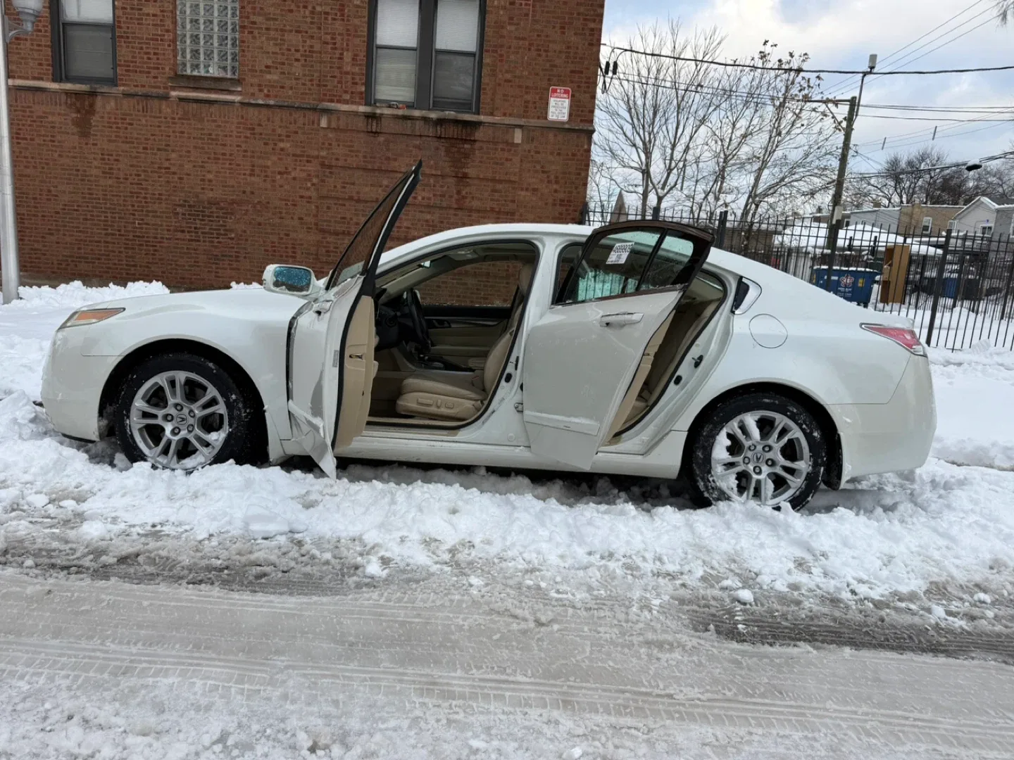 White Acura TL Sedan 2010 image indicator(2)