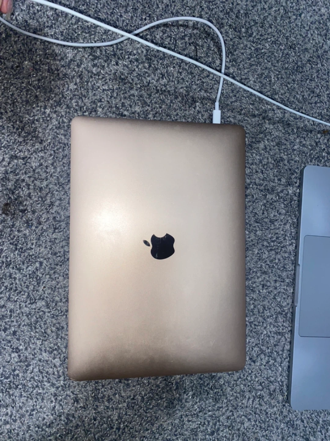 MacBook Air 13-inch, 2020 - photo 2