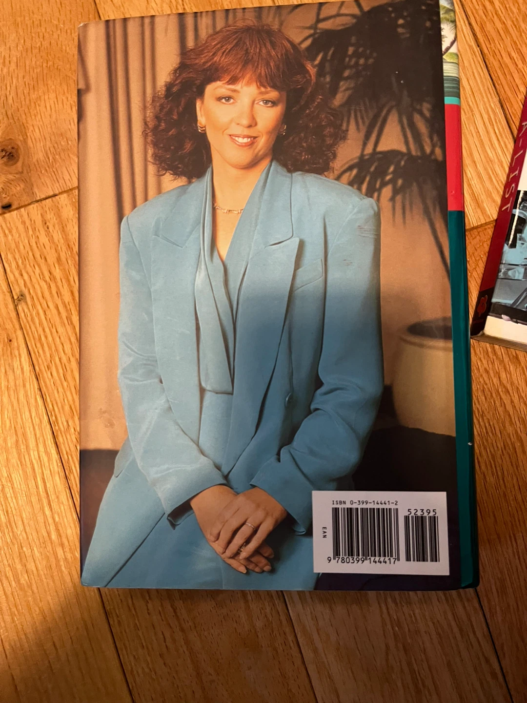 The Reef by Nora Roberts - photo 2