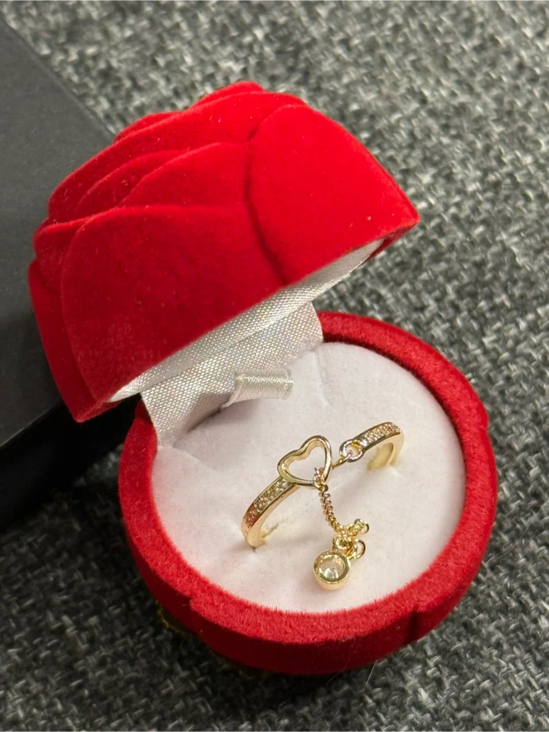 Gold Heart Ring - Adjustable