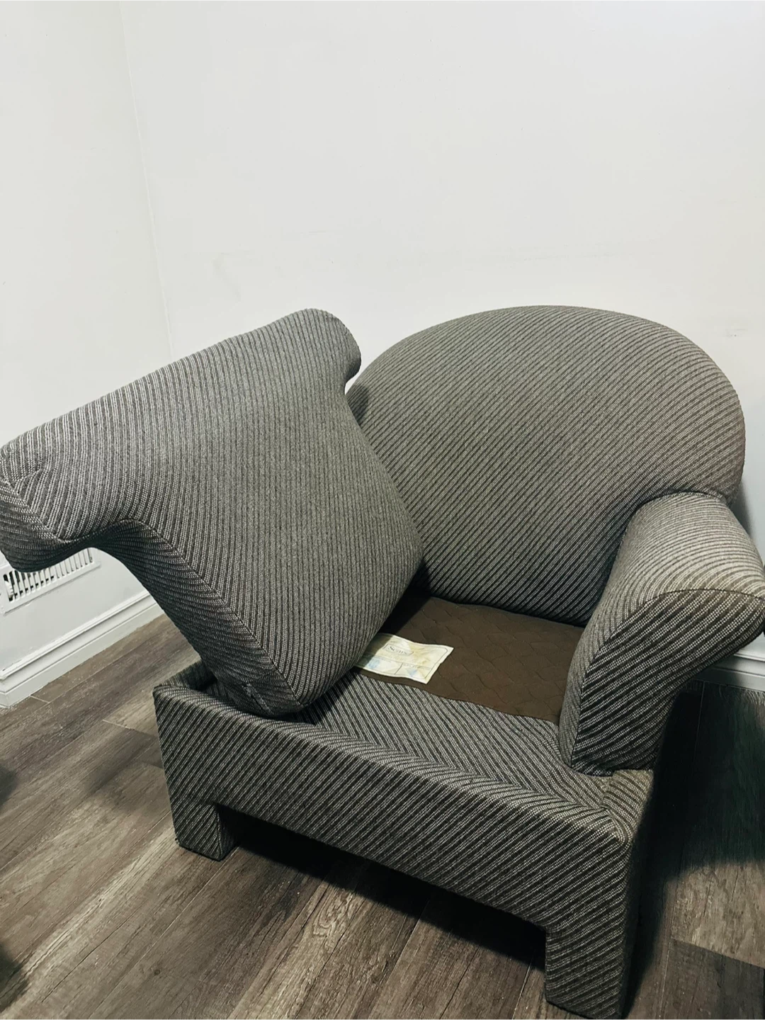 Two Armchairs and Coffee Table Set - photo 3