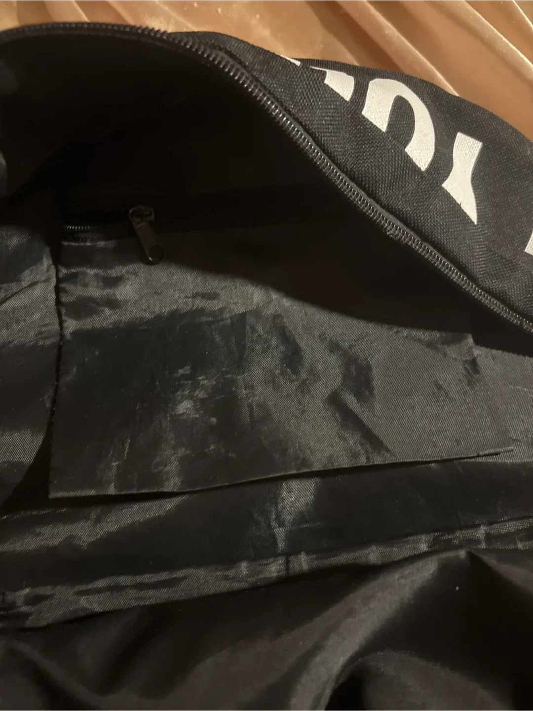 Black Backpack - Be Your Style image indicator(5)