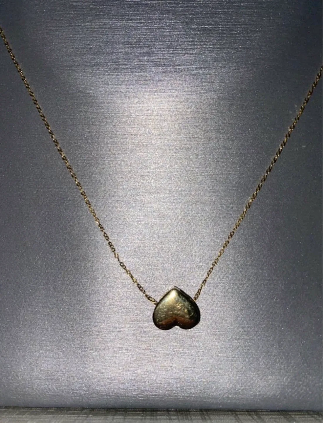 10K Gold Peoples Jewellers Heart Pendant Necklace image indicator(3)