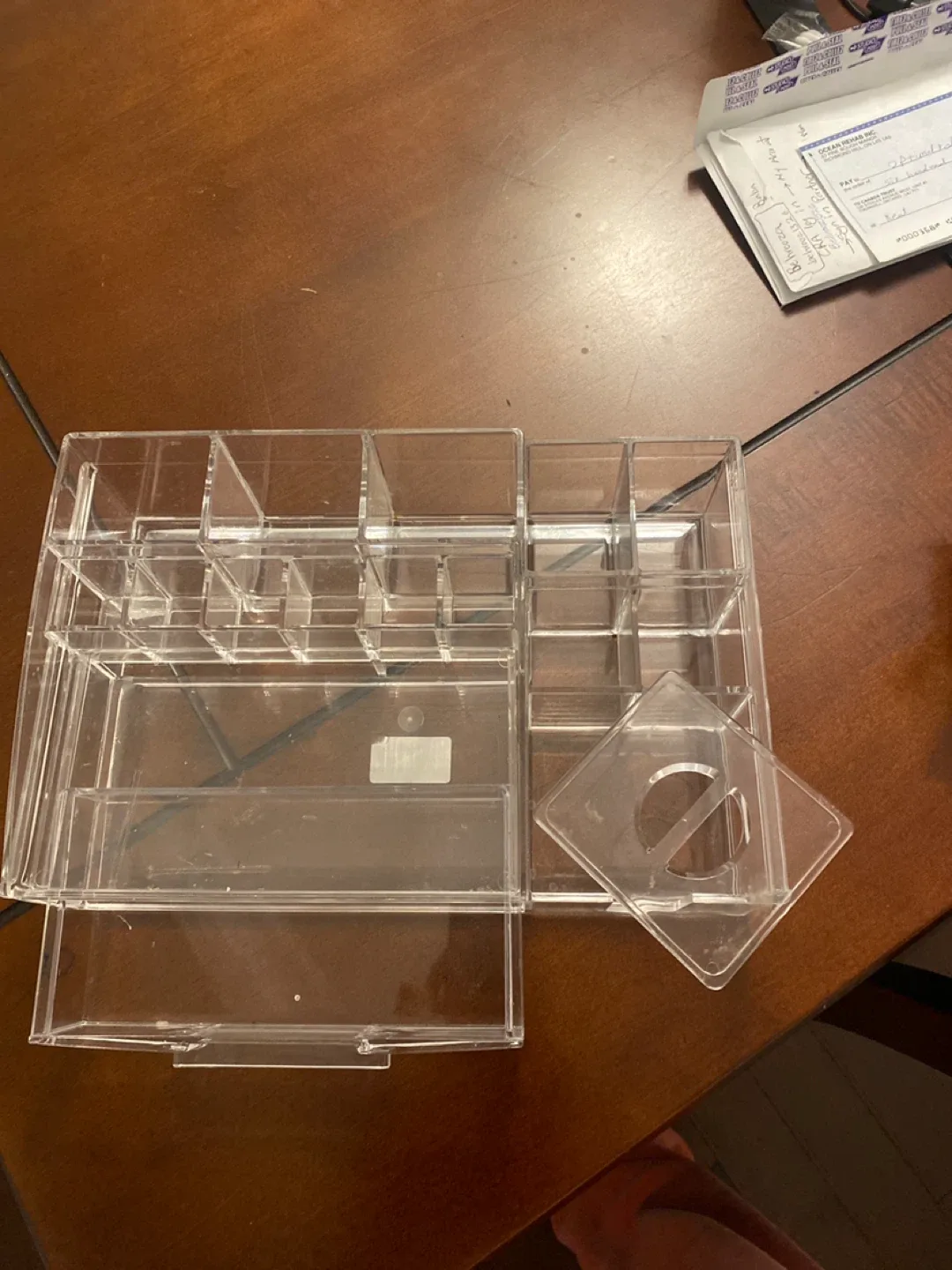 Faux Fur Boa & Acrylic Makeup Organizer