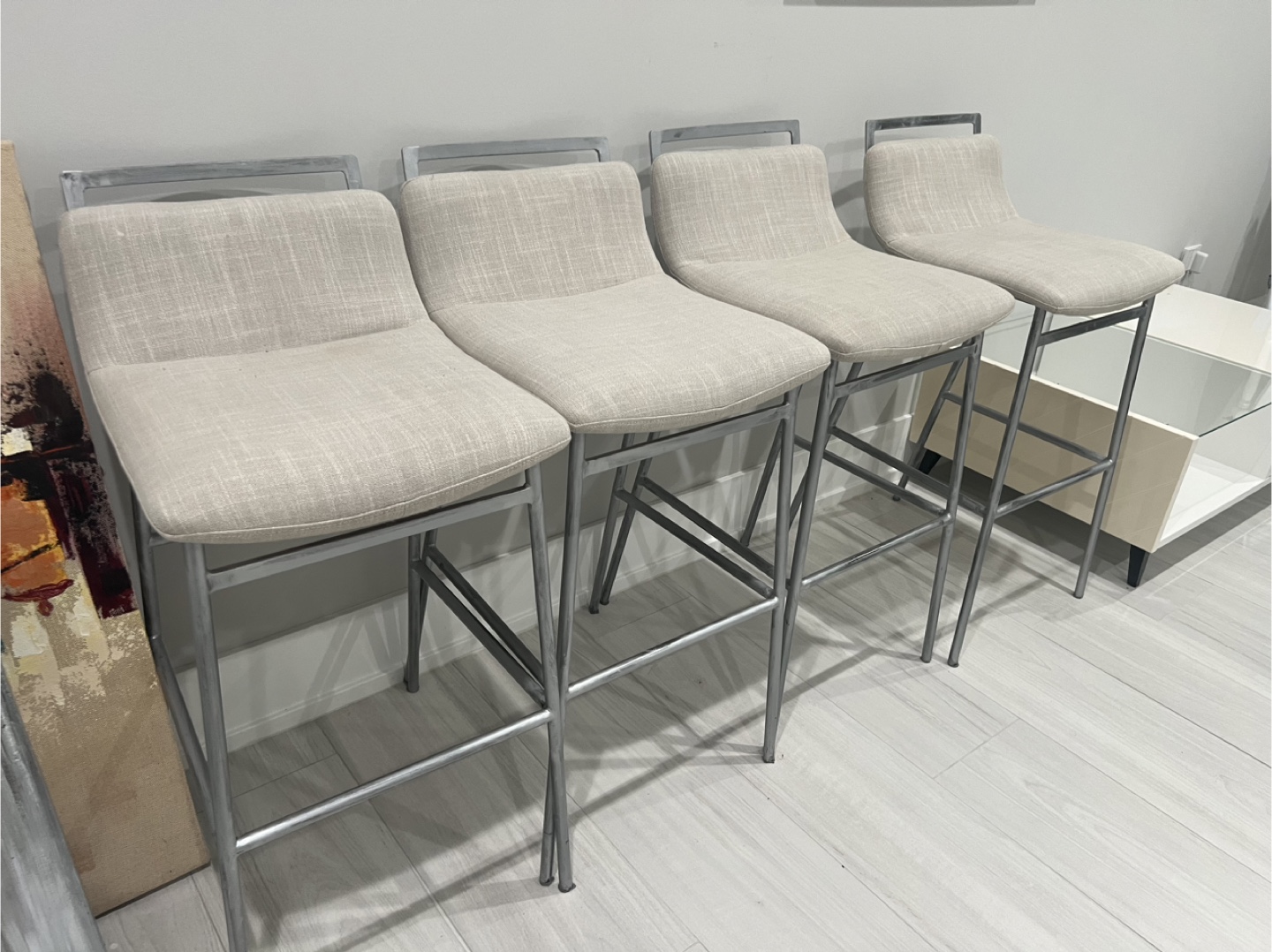 Bar stools - photo 3