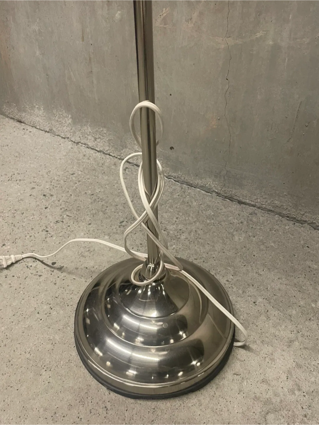 IKEA Floor Lamp image indicator(3)