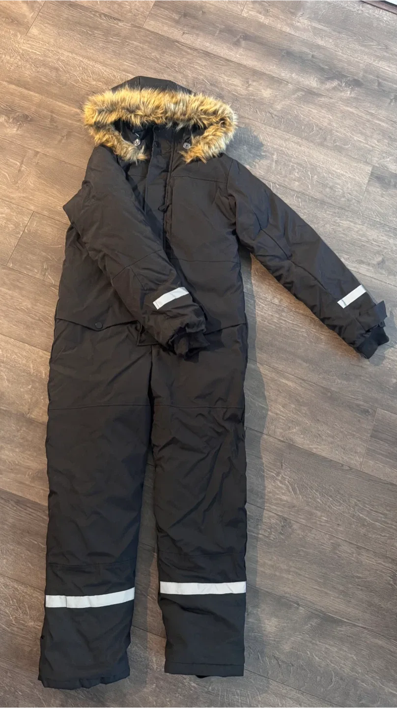 Fashion Black Snowsuit - Size 150 (11-12 years )