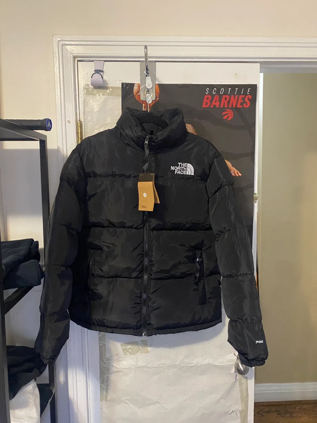The North Face 700 Puffer Jacket - Black image indicator(2)
