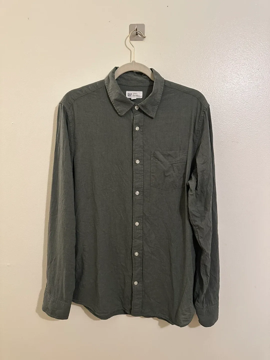 GAP Standard Fit Linen Blend Shirt - Men’s Size M