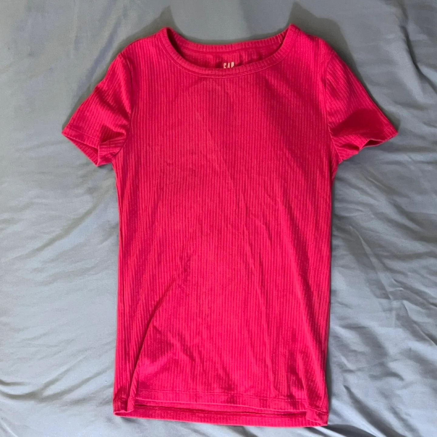 GAP Fuchsia Ribbed T-Shirt - Size XS