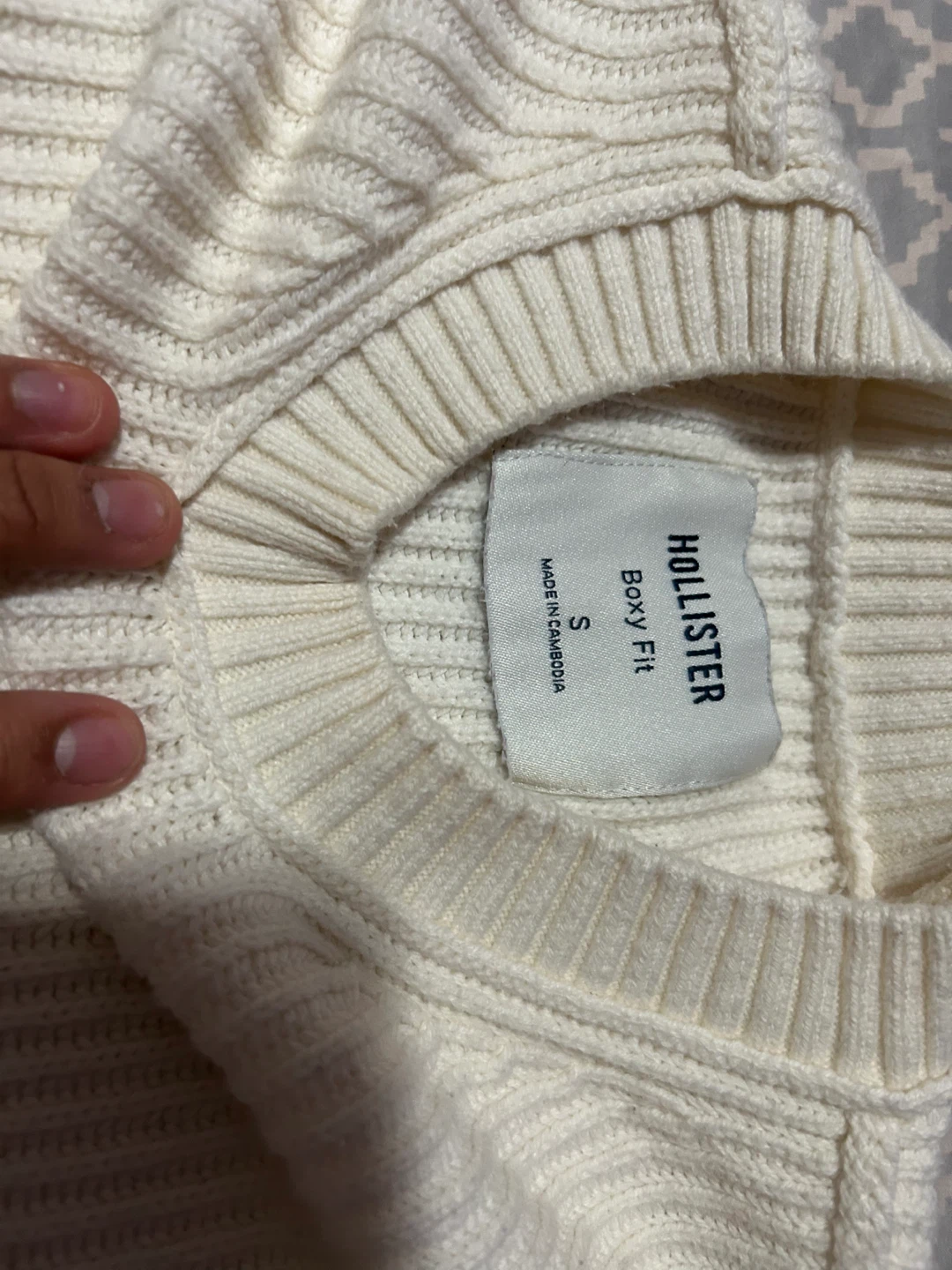 Hollister Boxy Fit  - Size S