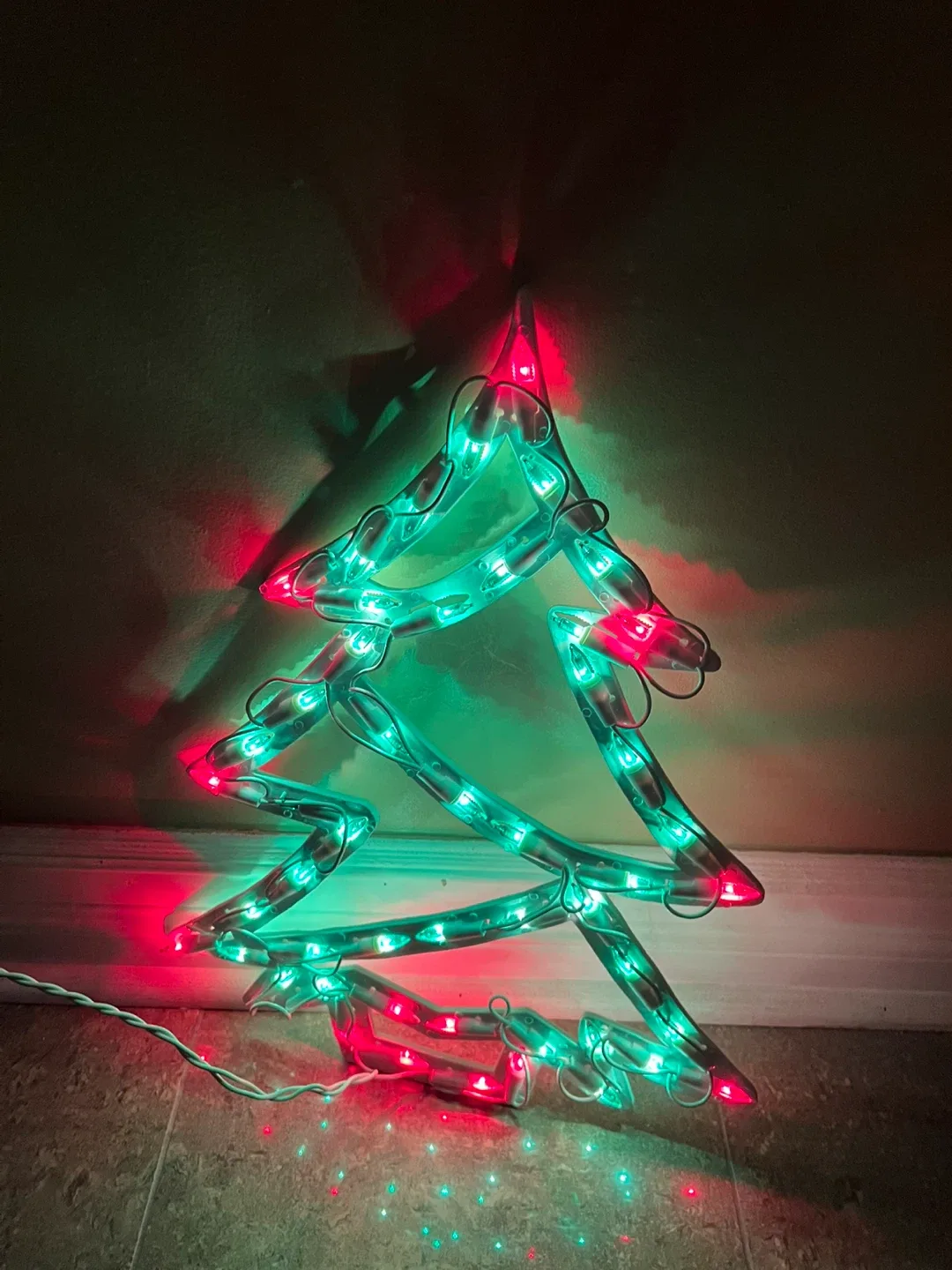 Danson Christmas Silhouette Tree