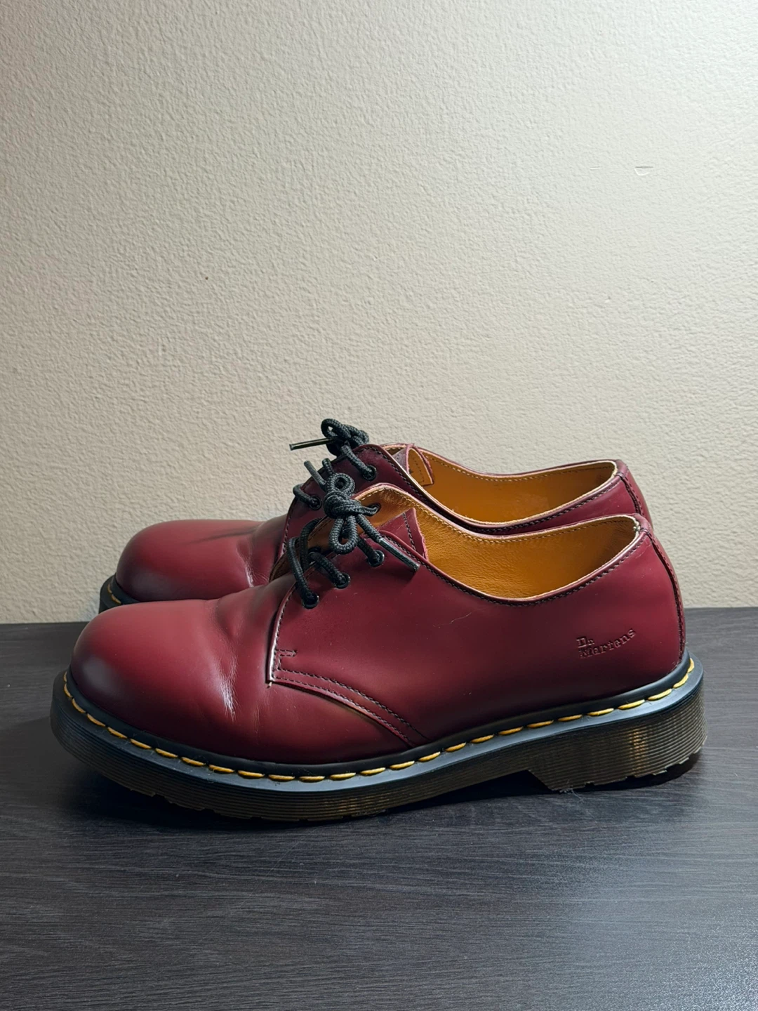 Dr.martens 1461 cherry red mens US 7 - photo 2