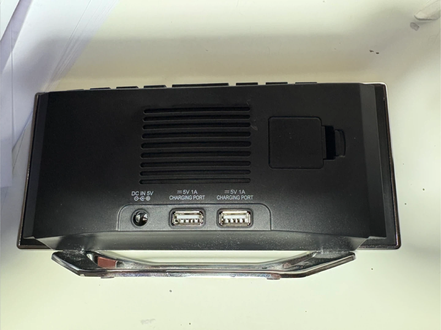 Alarm Clock with USB Charging Ports - photo 4