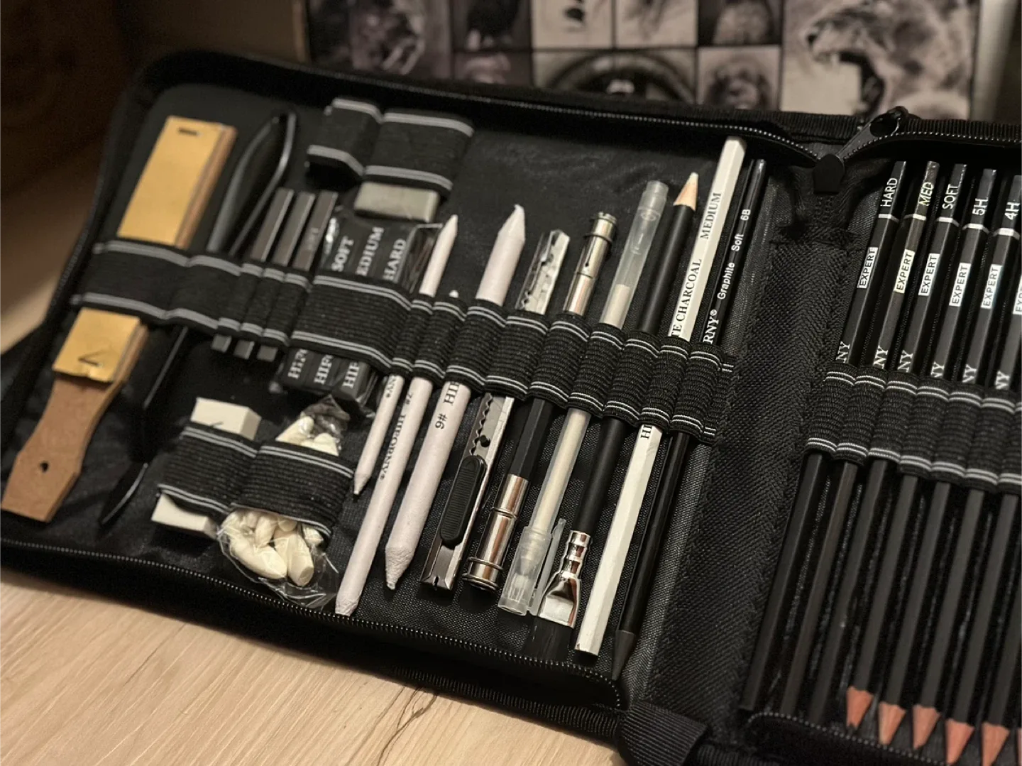 58-Piece Sketching & Drawing Set with Sketchbook image indicator(4)