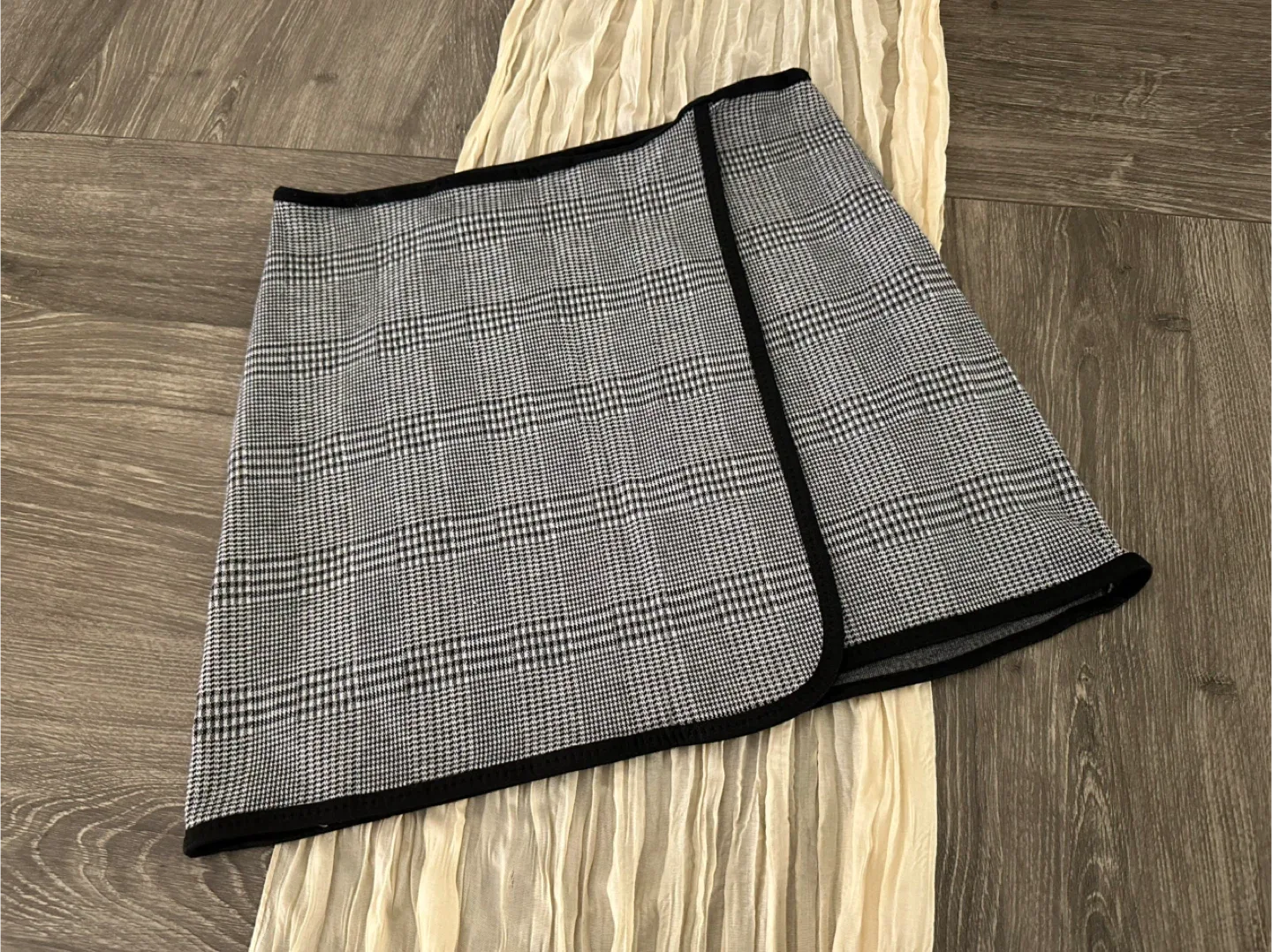 Max Studio Plaid Mini Skirt - Women’s Size L