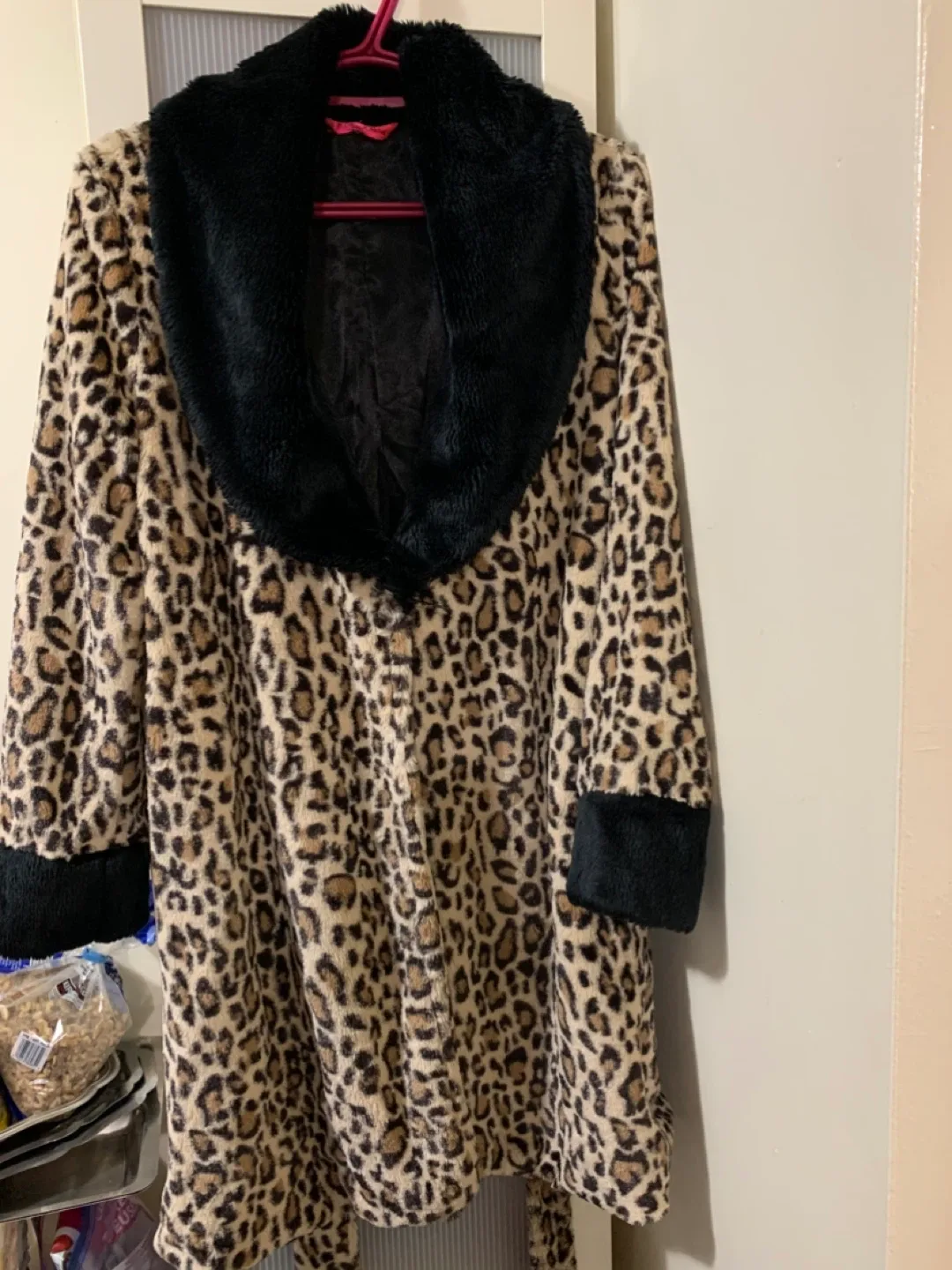 Leopard Print Robe - Size Small image indicator(3)