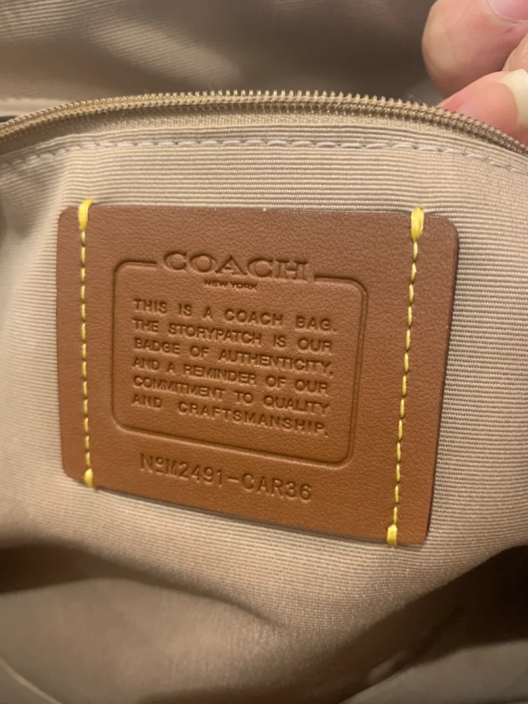 🦋 Coach Butterfly Print Gallery Tote Bag & Wristlet Set 🦋 image indicator(3)