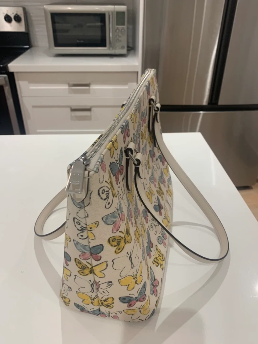 🦋 Coach Butterfly Print Gallery Tote Bag & Wristlet Set 🦋 image indicator(8)