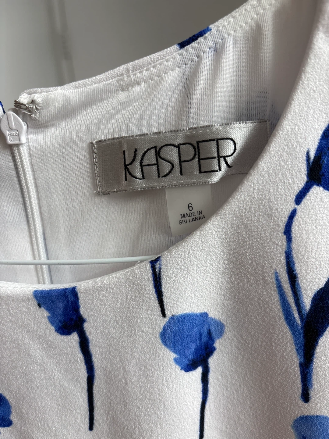 Kasper Floral Dress - Size 6 - photo 2