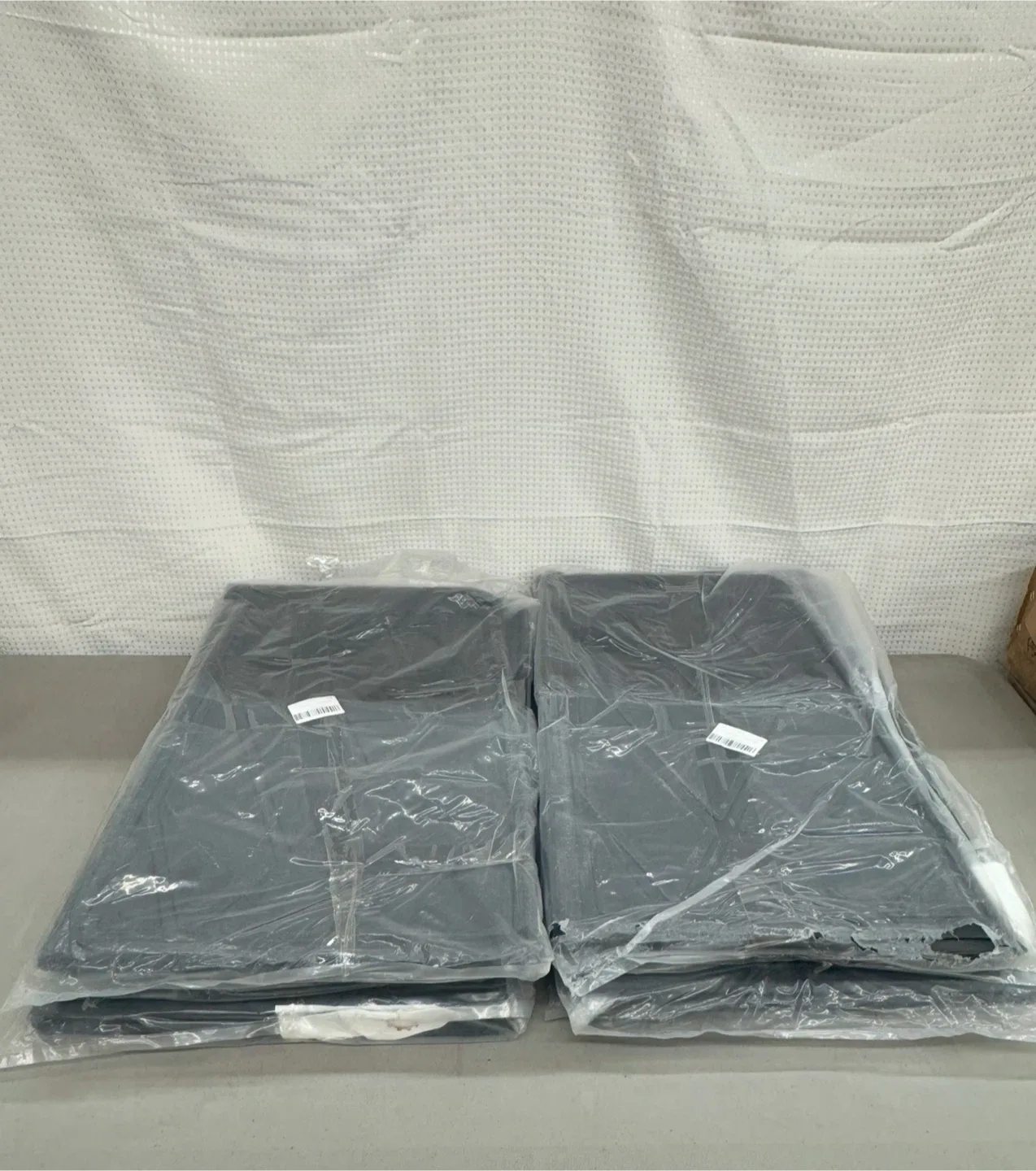 Rear Cargo Mat Suburban / Yukon XL image indicator(3)