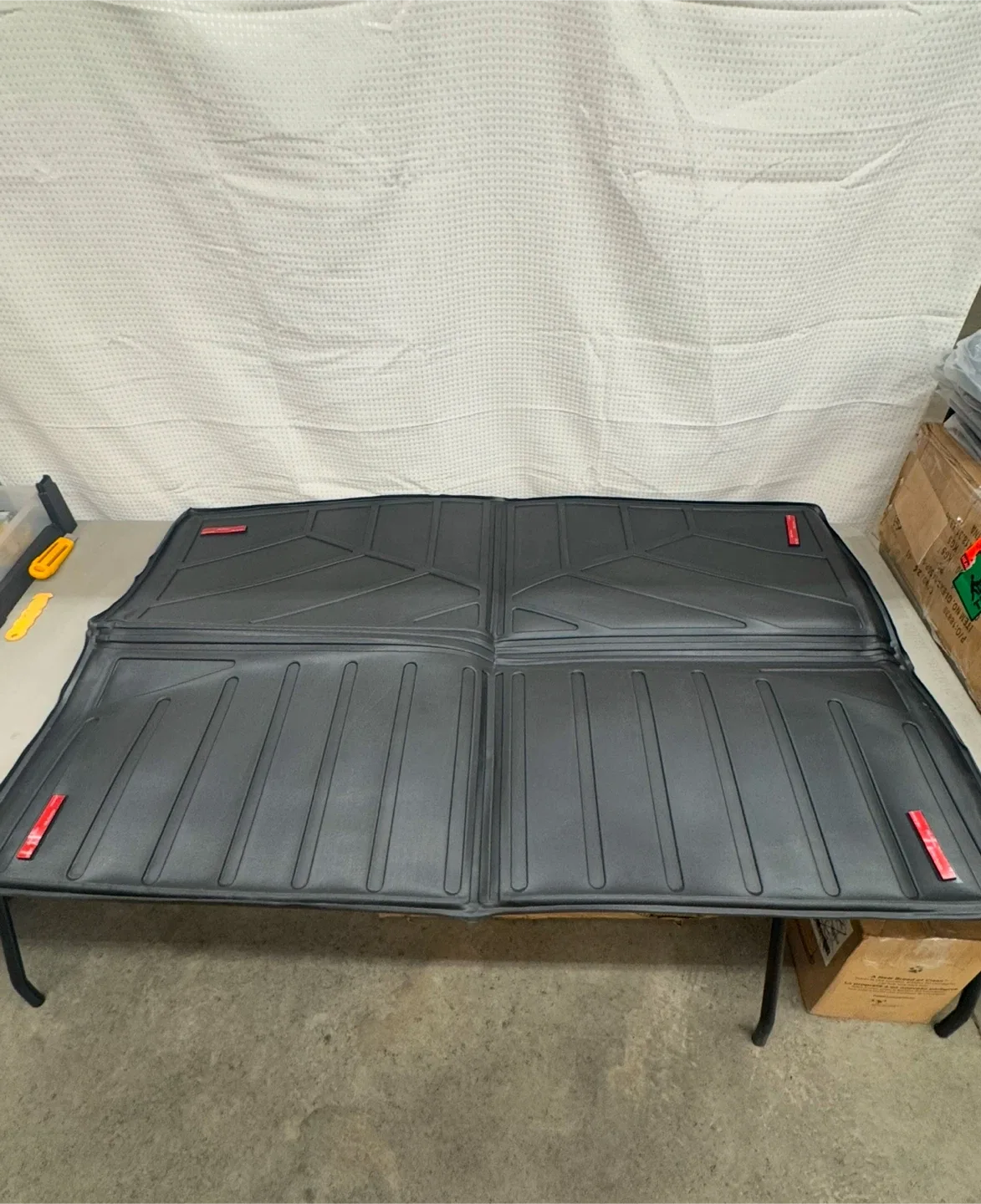 Rear Cargo Mat Suburban / Yukon XL image indicator(10)