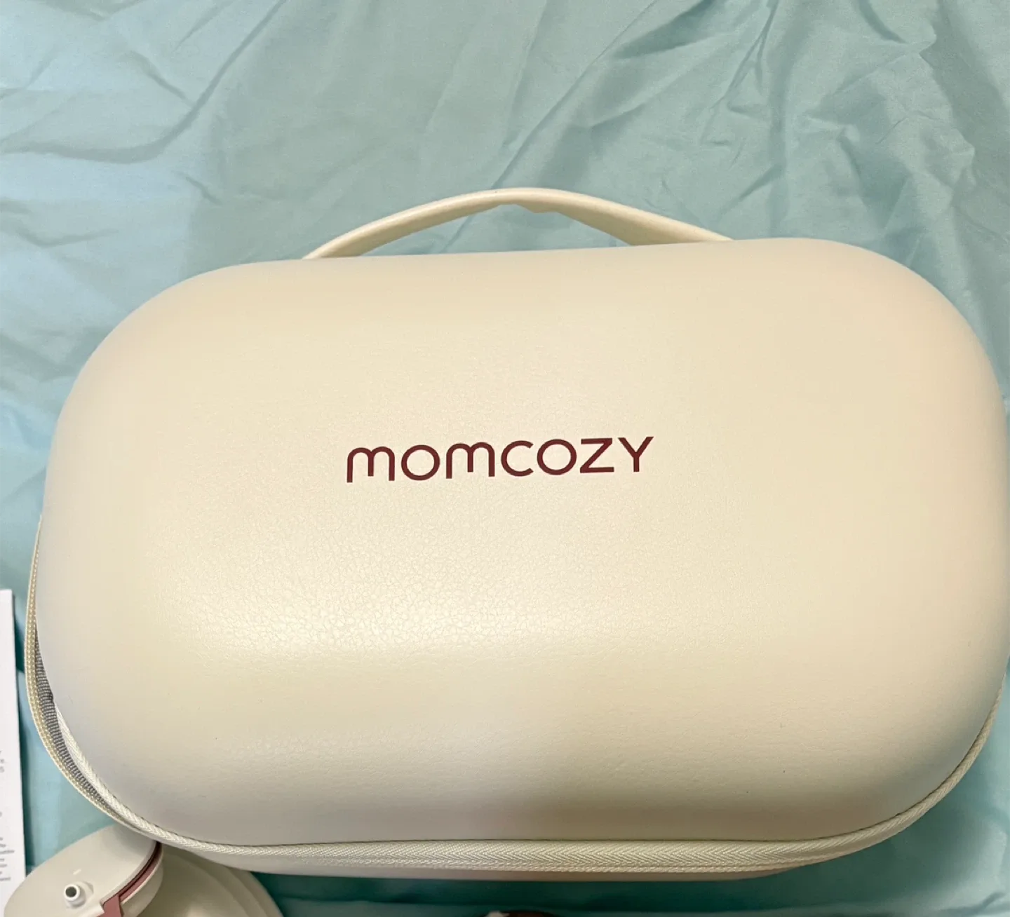 Momcozy Wearable Breast Pump Set | M9