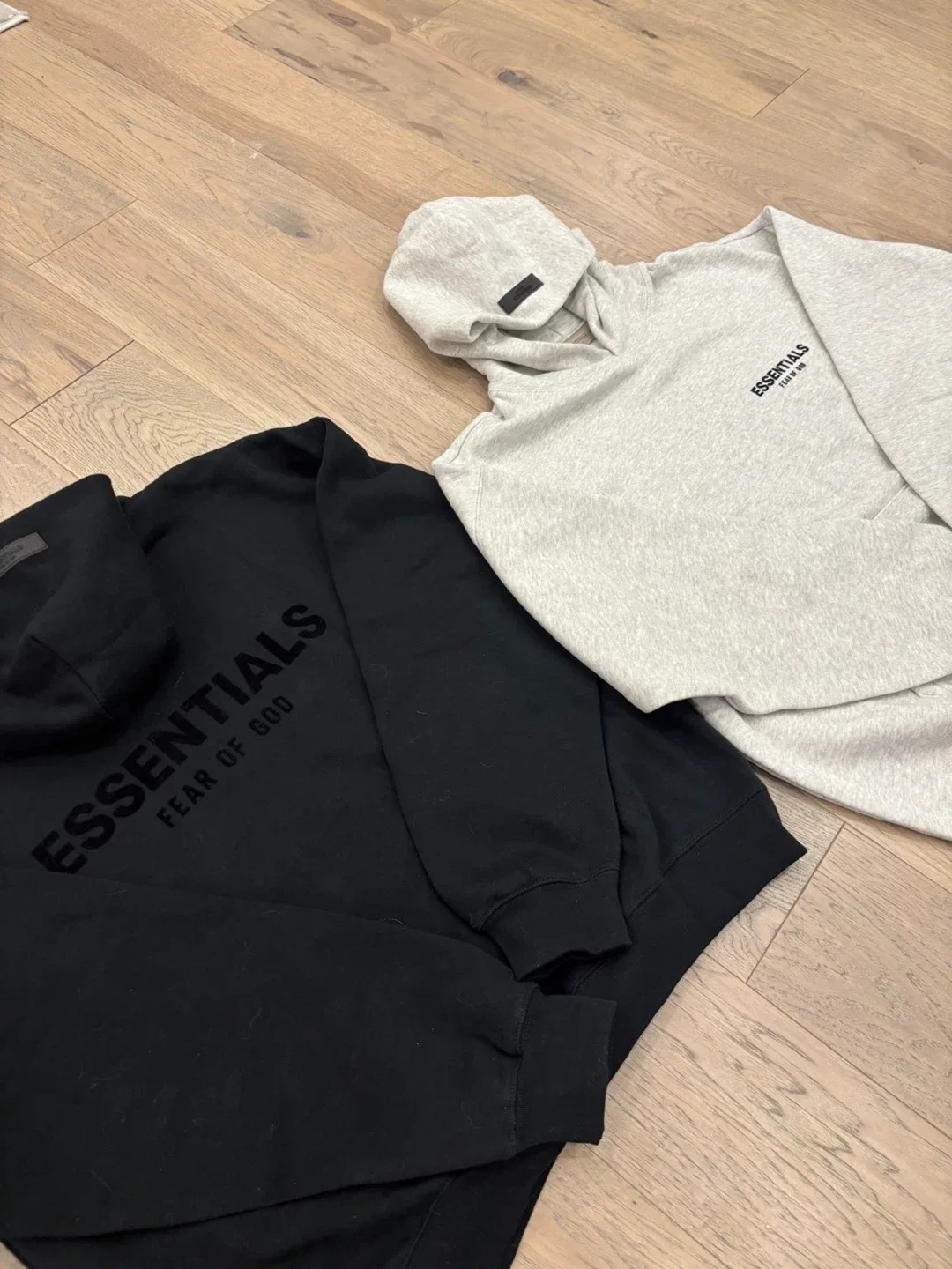 Essentials Fear of God Hoodie - Black & Grey image indicator(3)
