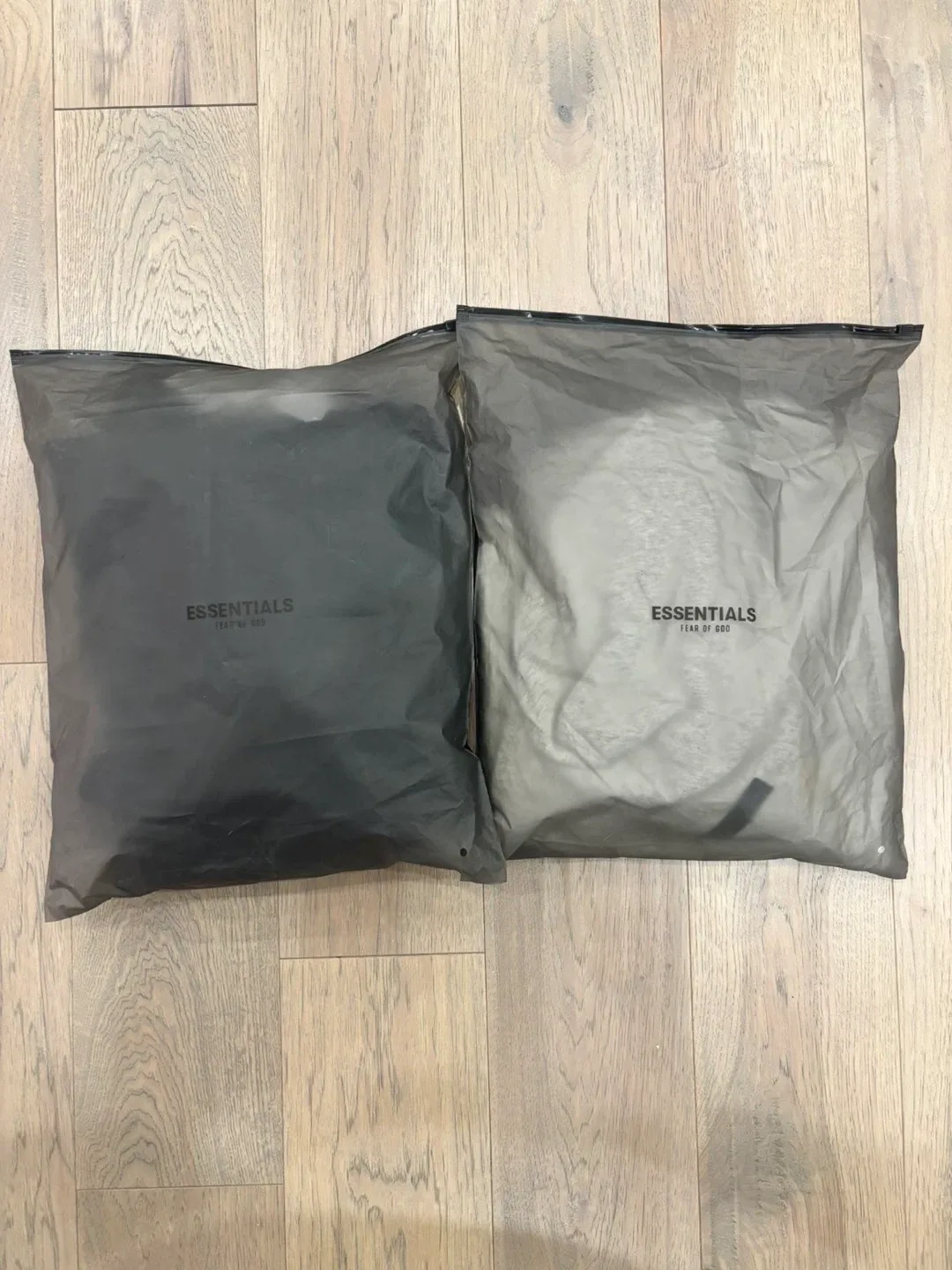 Essentials Fear of God Hoodie - Black & Grey image indicator(2)