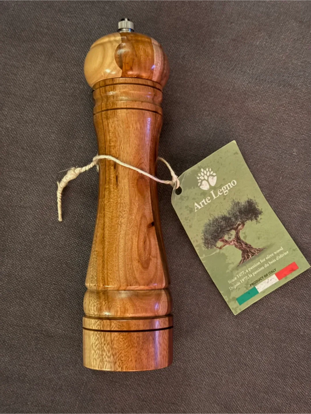 NWT Solid Olive Wood Salt/Pepper Grinder 8.5”