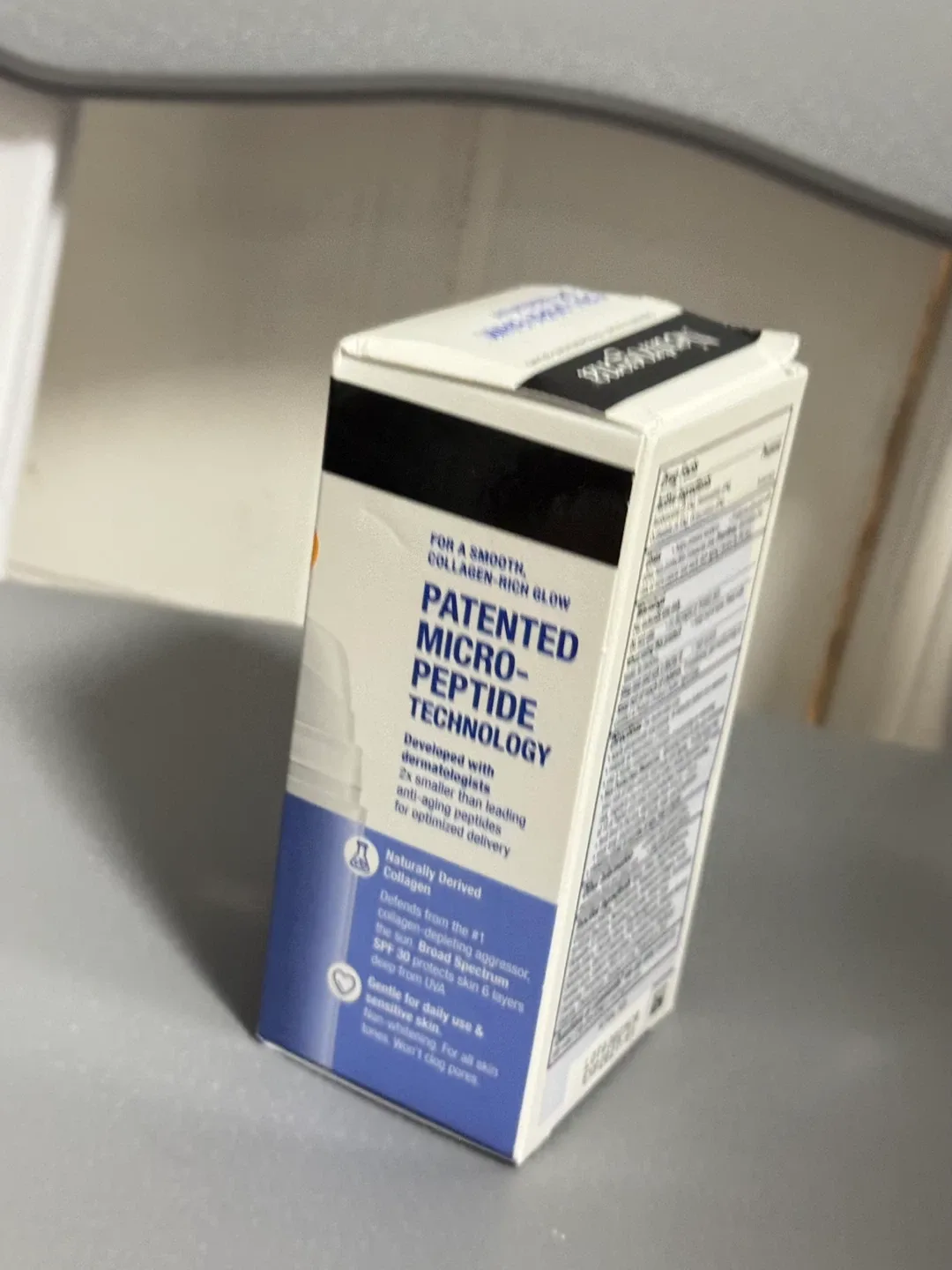 New Neutrogena Collagen Bank SPF 30 Moisturizer image indicator(2)