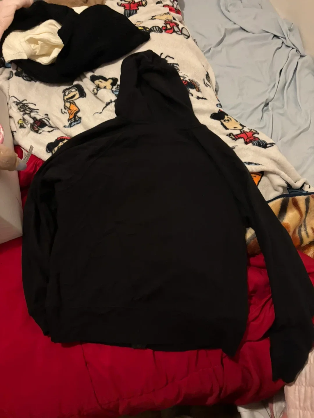 GAP Black Hoodie - Size S image indicator(3)