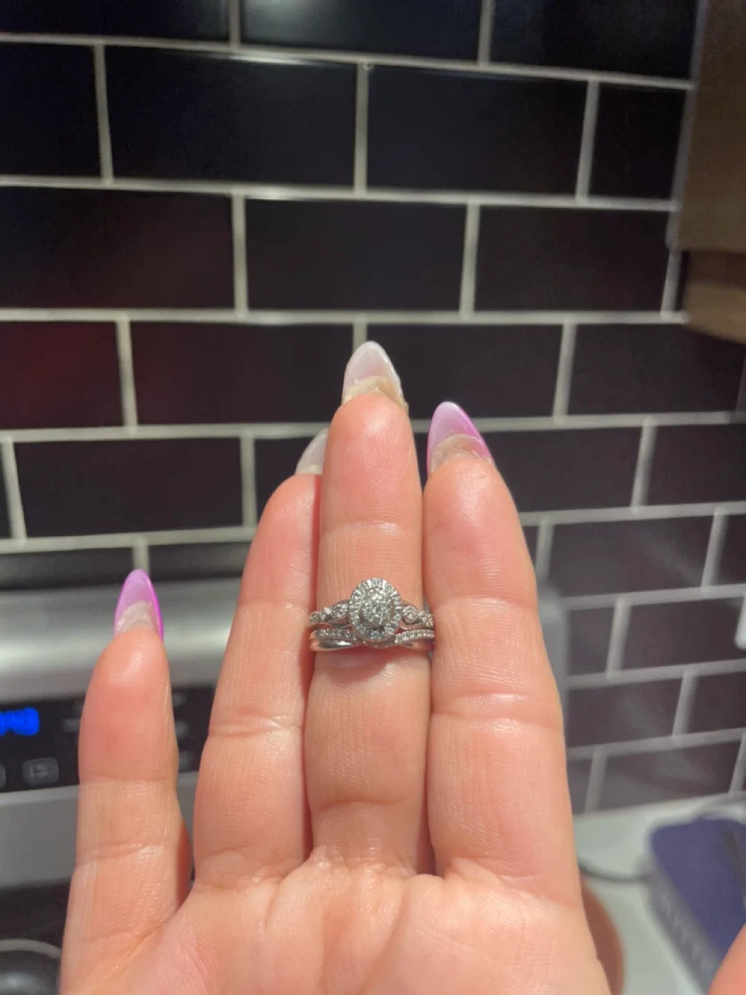 White Gold Diamond Ring Set image indicator(2)