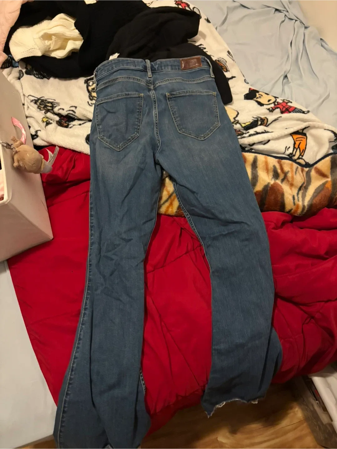 Assorted Women's Clothing Lot image indicator(3)