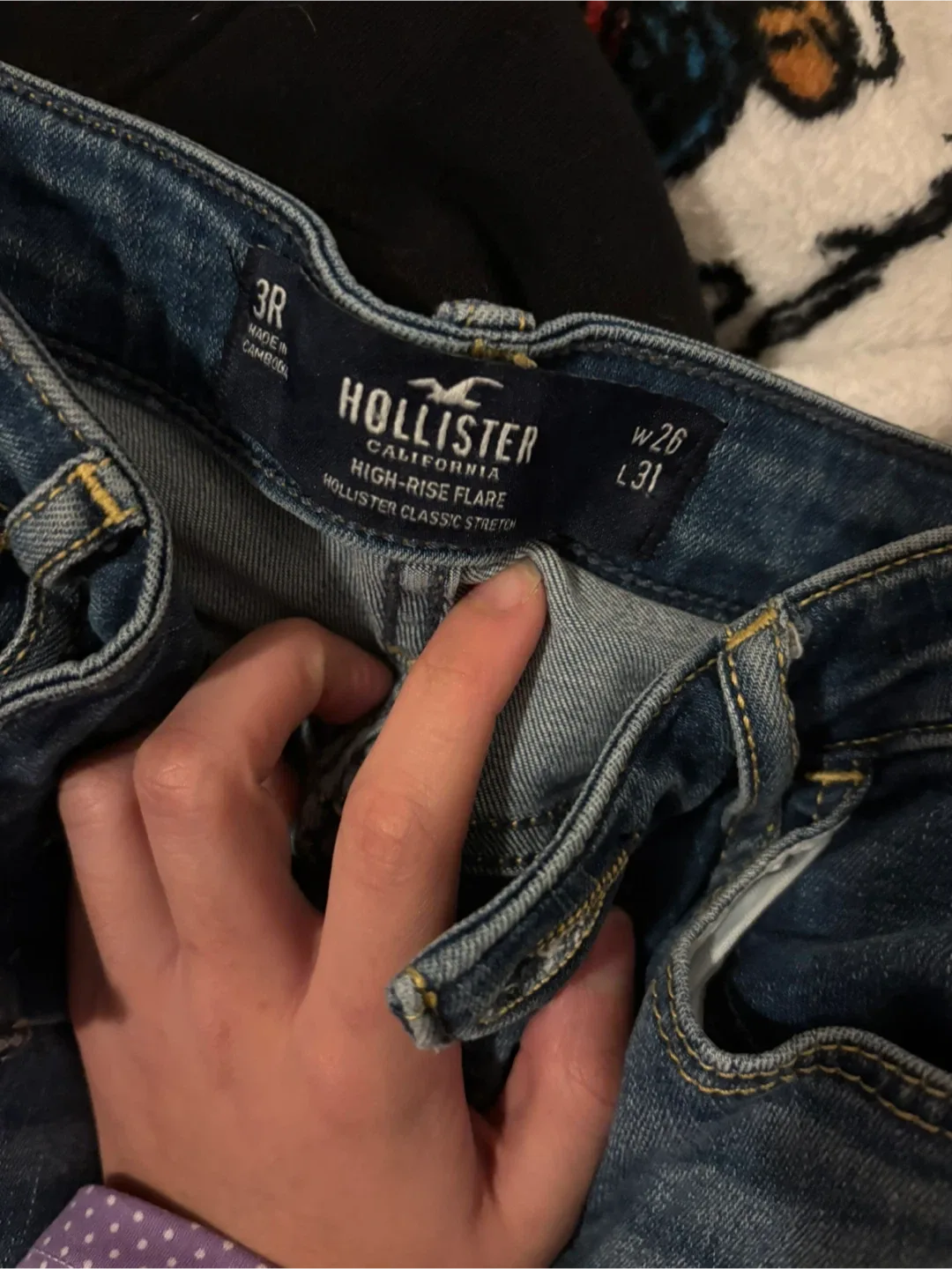 Assorted Women's Clothing Lot image indicator(4)